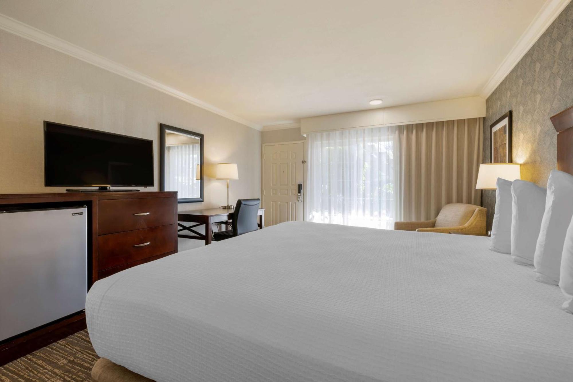 Best Western Plus Carriage Inn Los Angeles Bagian luar foto